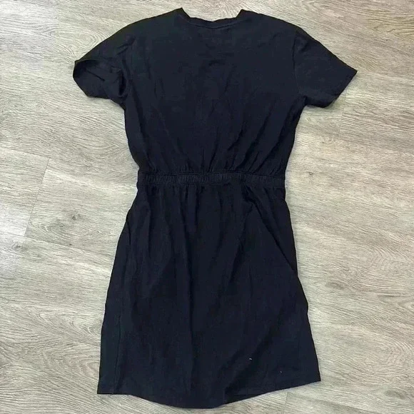 The North Face Women’s Short Sleeve Dress, Small - Picture 7 of 10